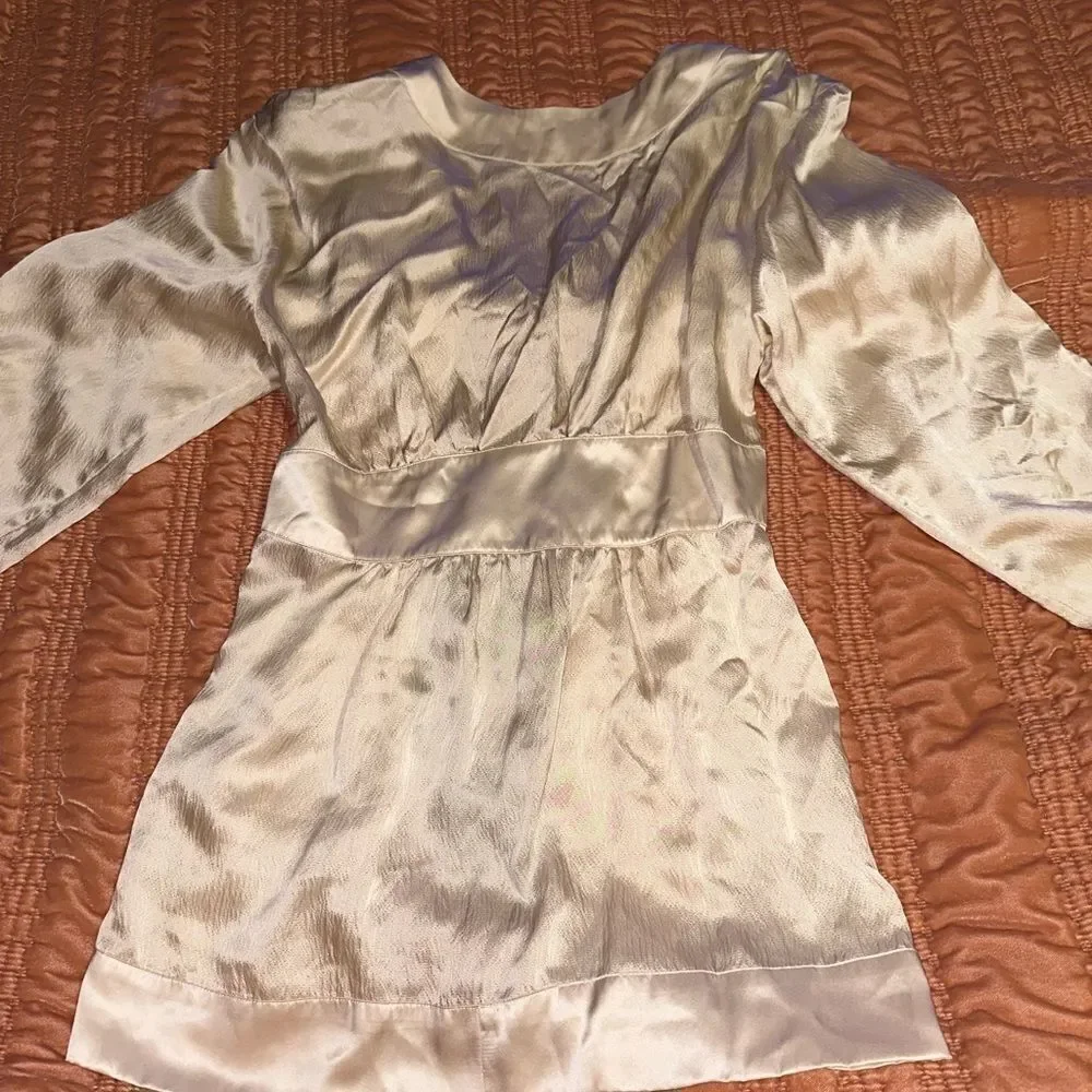 Victoria’s Secret Champagne/black tie Silk Robe sz m